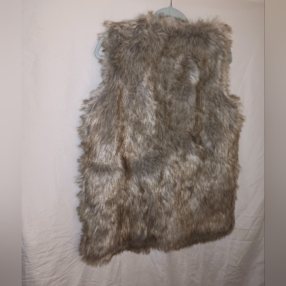 Rachel Zoe Faux Fur Vest size M - Picture 5 of 16